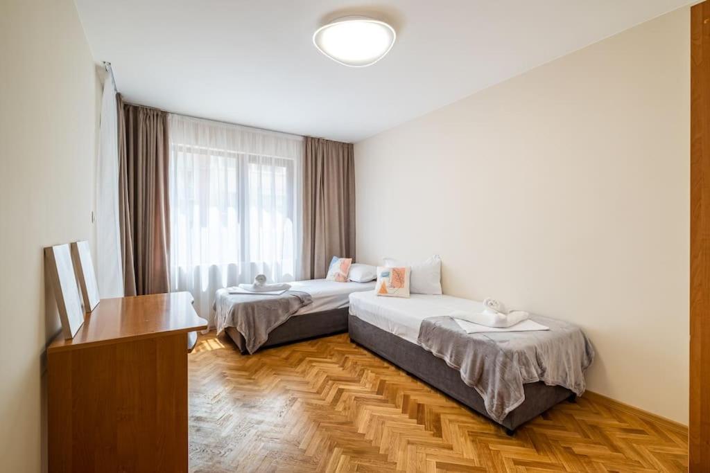 Varna Central 2Bdrm Apartment 外观 照片