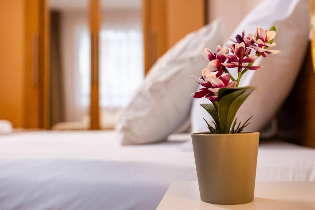 Varna Central 2Bdrm Apartment 外观 照片