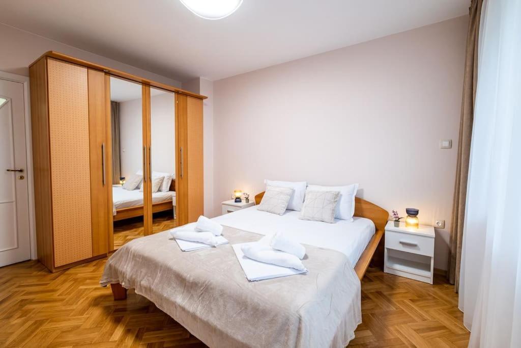 Varna Central 2Bdrm Apartment 外观 照片